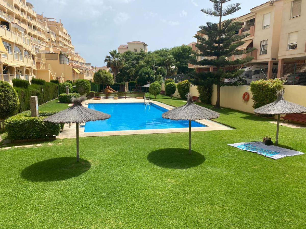 Room With Sea And Mountain Views Habitacion En Piso Compartido Para 1 O 2 Personas Benalmádena Exterior foto